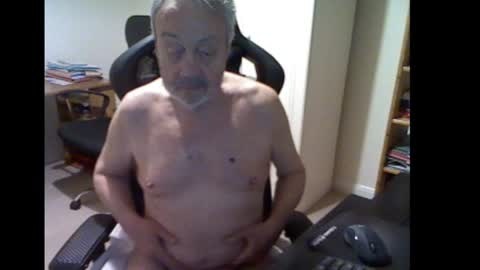 erasmus_d online show from 6, 3, 2025