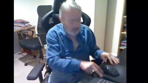 erasmus_d online show from 9, 11, 2025