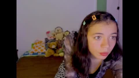 Snapshot of erea_77 chatting on 4, 12, 2024 Erea online show from 4, 12, 2024