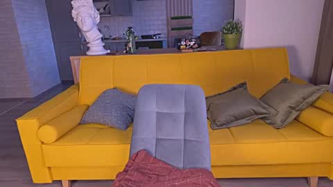 Alissa online show from 5, 1, 2025