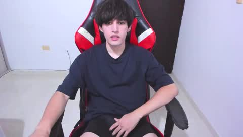 Snapshot of eren_tatakae chatting on 19, 2, 2026 eren_tatakae online show from 19, 2, 2026