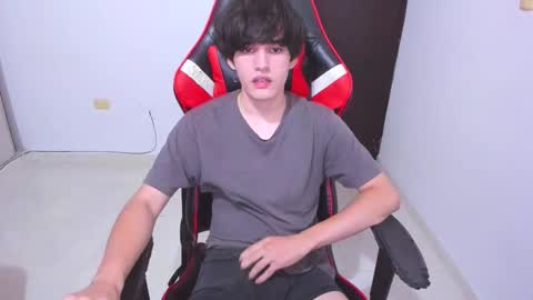 Snapshot of eren_tatakae chatting on 25, 2, 2026 eren_tatakae online show from 25, 2, 2026