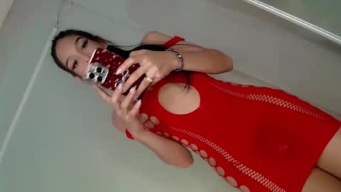 Elisa online show from 26, 2, 2025
