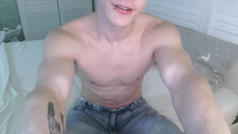 Snapshot of eric_crush chatting on 18, 1, 2025 Eric Crush online show from 18, 1, 2025