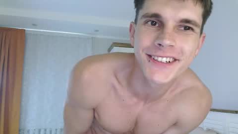 Snapshot of eric_crush chatting on 9, 9, 2025 Eric Crush online show from 9, 9, 2025