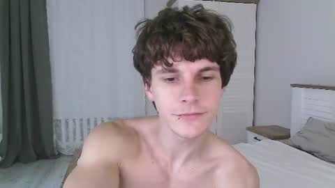 Snapshot of eric_crush chatting on 24, 6, 2026 Eric Crush online show from 24, 6, 2026