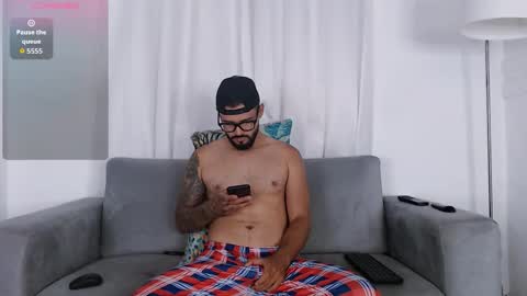 Snapshot of eric_evans1 chatting on 19, 9, 2025 Eric Evans online show from 19, 9, 2025