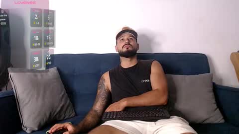 Snapshot of eric_evans1 chatting on 29, 10, 2025 Eric Evans online show from 29, 10, 2025