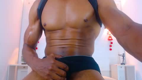 Eric Latino online show from 31, 12, 2024