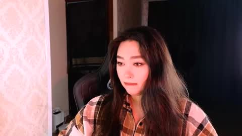 Erica Wayne online show from 1, 12, 2025