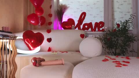 Snapshot of ericamiracle15 chatting on 14, 2, 2025 Call me Erica online show from 14, 2, 2025