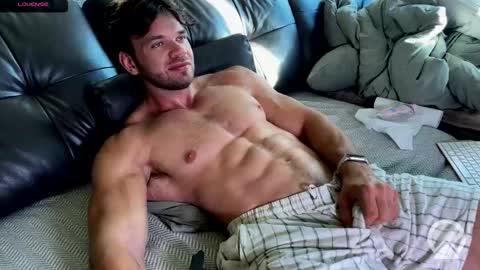 Snapshot of ericeric507 chatting on 1, 10, 2025 Nick online show from 1, 10, 2025