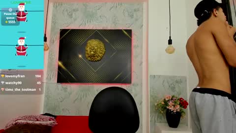 Snapshot of erick_zhimerman chatting on 6, 1, 2025   online show from 6, 1, 2025