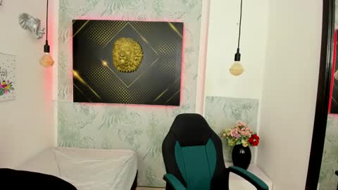 Snapshot of erick_zhimerman chatting on 31, 1, 2025   online show from 31, 1, 2025