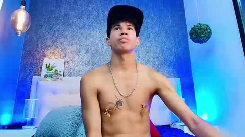 Snapshot of erick_zhimerman chatting on 24, 2, 2025   online show from 24, 2, 2025