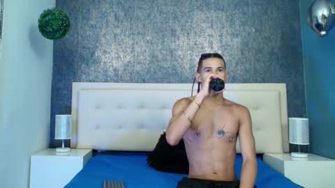 Snapshot of erick_zhimerman chatting on 17, 9, 2025   online show from 17, 9, 2025