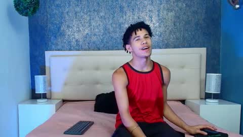 Snapshot of erick_zhimerman chatting on 25, 9, 2025   online show from 25, 9, 2025