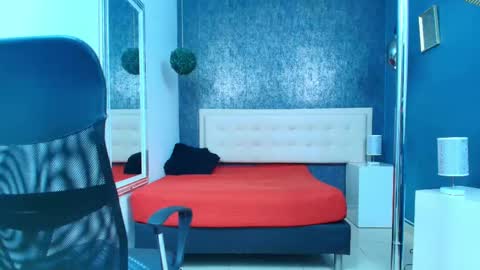 Snapshot of erick_zhimerman chatting on 5, 10, 2025   online show from 5, 10, 2025