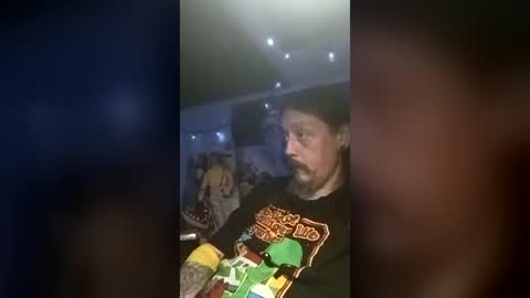 ericlovestacos online show from 21, 7, 2026