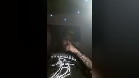ericlovestacos online show from 22, 7, 2026