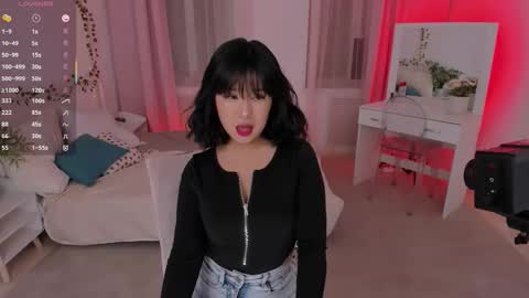 erika_kim online show from 18, 10, 2025