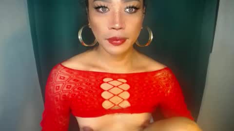 erika_madrigal online show from 27, 11, 2025