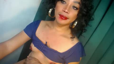erika_madrigal online show from 19, 12, 2025