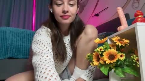 Snapshot of erika_miu chatting on 17, 10, 2025 Erika Miu online show from 17, 10, 2025