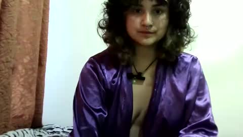 Snapshot of erika_stars2 chatting on 4, 3, 2025 Erika online show from 4, 3, 2025