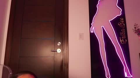 Snapshot of erikabee chatting on 20, 11, 2025 Venus Skye online show from 20, 11, 2025