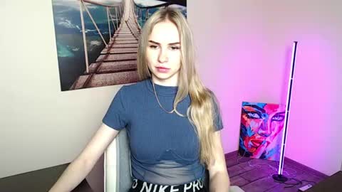 Erika online show from 12, 6, 2026