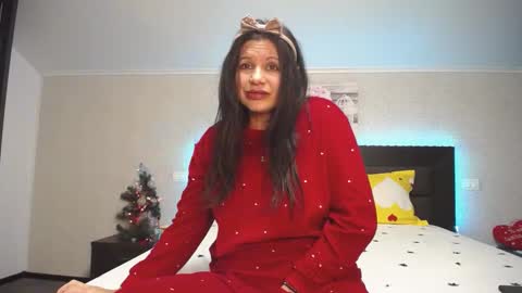 Snapshot of erikagold chatting on 12, 12, 2024 ErikaGold online show from 12, 12, 2024