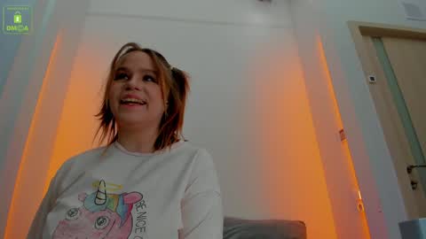 Snapshot of erikalustx chatting on 22, 1, 2025 Erika online show from 22, 1, 2025