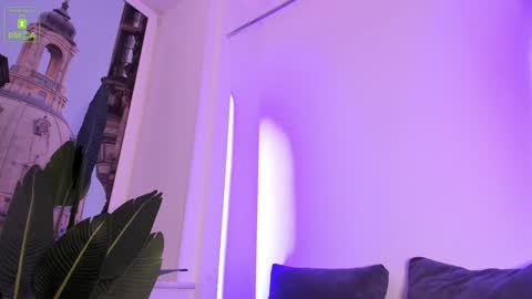 Erika online show from 18, 11, 2025