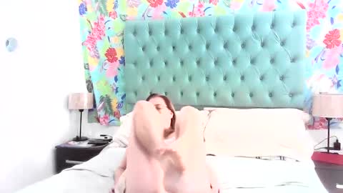 ErikaVenus  online show from 6, 1, 2026