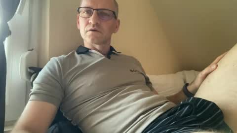 erikwant2 online show from 10, 7, 2026