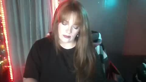 Erinlove online show from 8, 1, 2025
