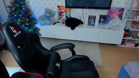 Max online show from 10, 1, 2025
