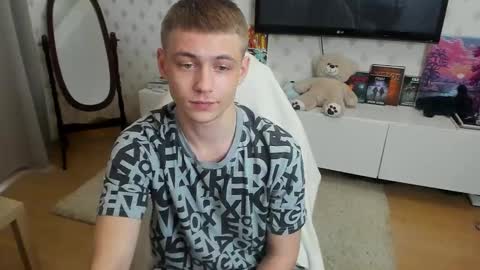 Max online show from 24, 10, 2025