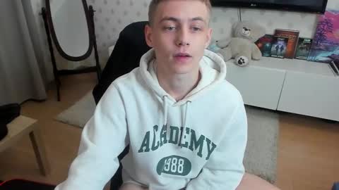 Max online show from 25, 10, 2025