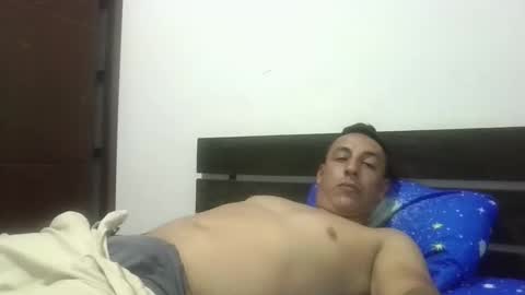 Snapshot of erosalescuervo chatting on 1, 12, 2025 erosalescuervo online show from 1, 12, 2025