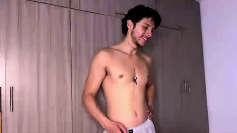 erosdominant_ online show from 10, 5, 2026