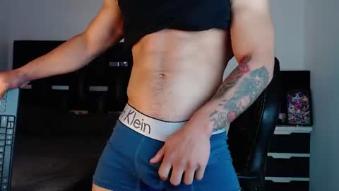 Snapshot of erosscott chatting on 8, 7, 2026 Eros online show from 8, 7, 2026