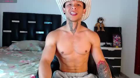 Snapshot of erosscott chatting on 31, 7, 2026 Eros online show from 31, 7, 2026