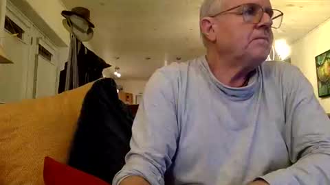 Snapshot of erostalk chatting on 11, 12, 2024 eros online show from 11, 12, 2024