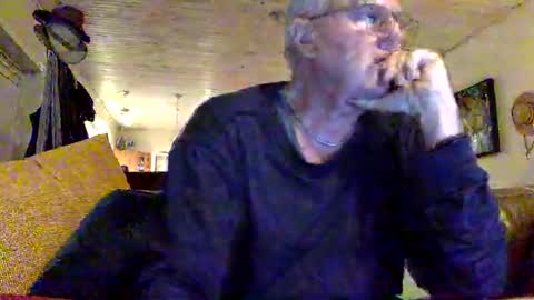Snapshot of erostalk chatting on 14, 12, 2024 eros online show from 14, 12, 2024
