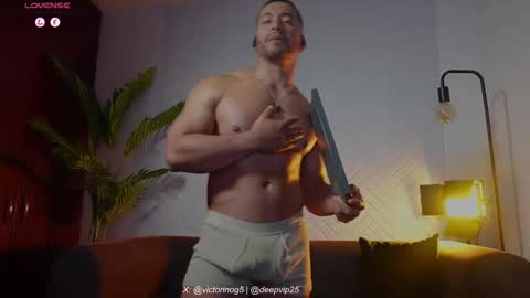 eroswolf online show from 18, 5, 2026