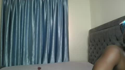 Snapshot of erotic_ebony1 chatting on 13, 11, 2025 Divah online show from 13, 11, 2025