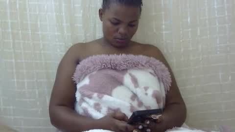 Snapshot of erotic_ebony56 chatting on 15, 10, 2025 erotic_ebony56 online show from 15, 10, 2025
