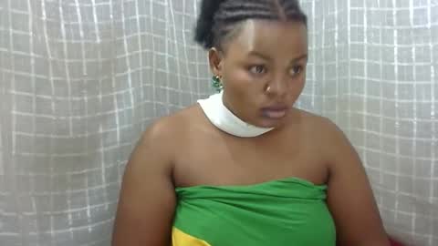 Snapshot of erotic_ebony56 chatting on 30, 4, 2026 erotic_ebony56 online show from 30, 4, 2026